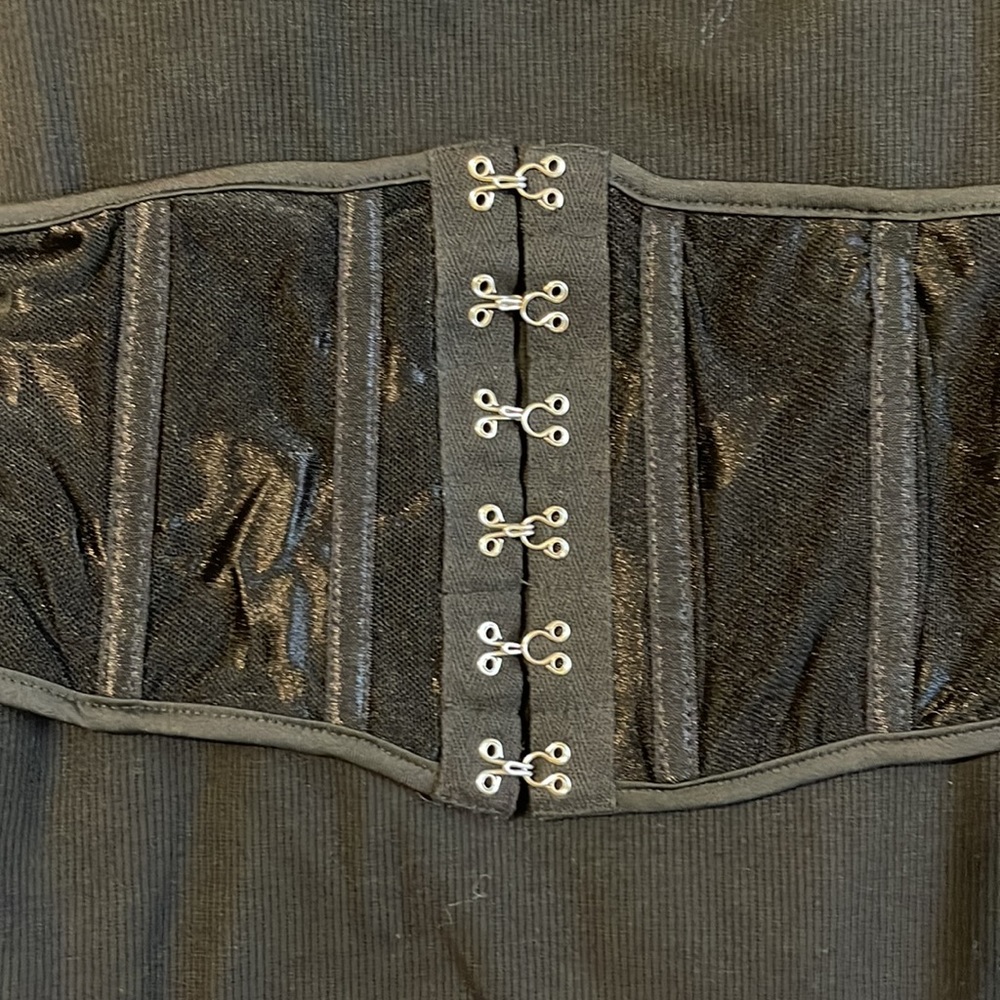 🔥🔥Electra Black Corset Top - Picture 3 of 8